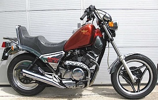 Moto_Morini_501_rosso1.jpg