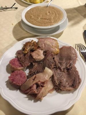 bollito-con-peara.jpg