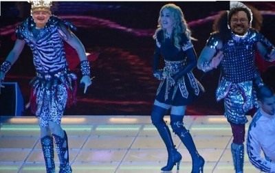 Madonna-duraltro momento della festa con invitati....jpg