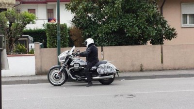 M_moto-guzzi-mgx-21_30.jpg