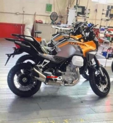 B_moto-guzzi-v100-stelvio-2024-ok.jpg